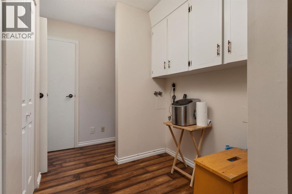 Photo 4 of 49079 Range Road 230, Rural Leduc County AB