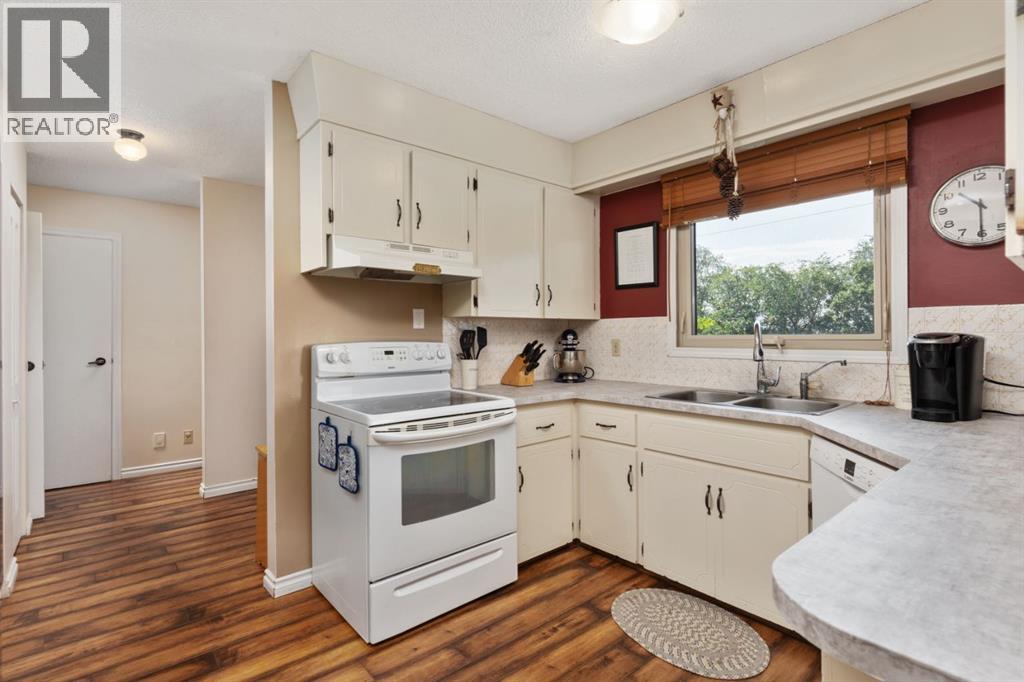 Photo 5 of 49079 Range Road 230, Rural Leduc County AB