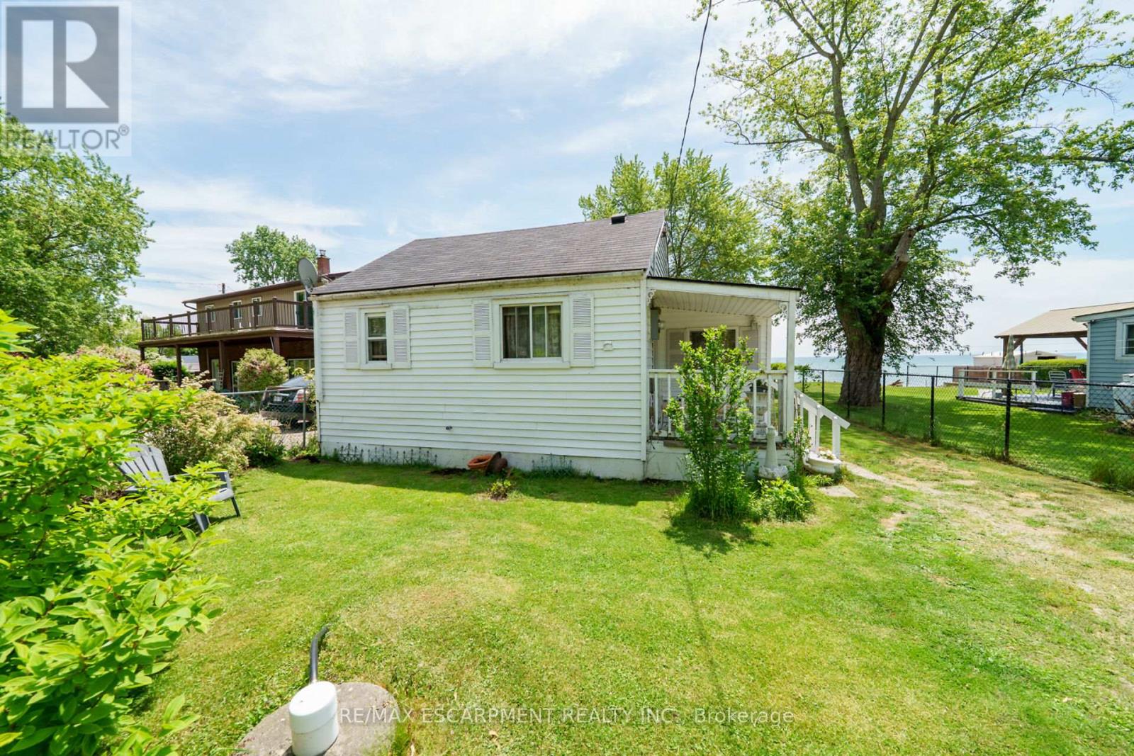 Photo 8 of 976 Lakeshore Road, Haldimand ON