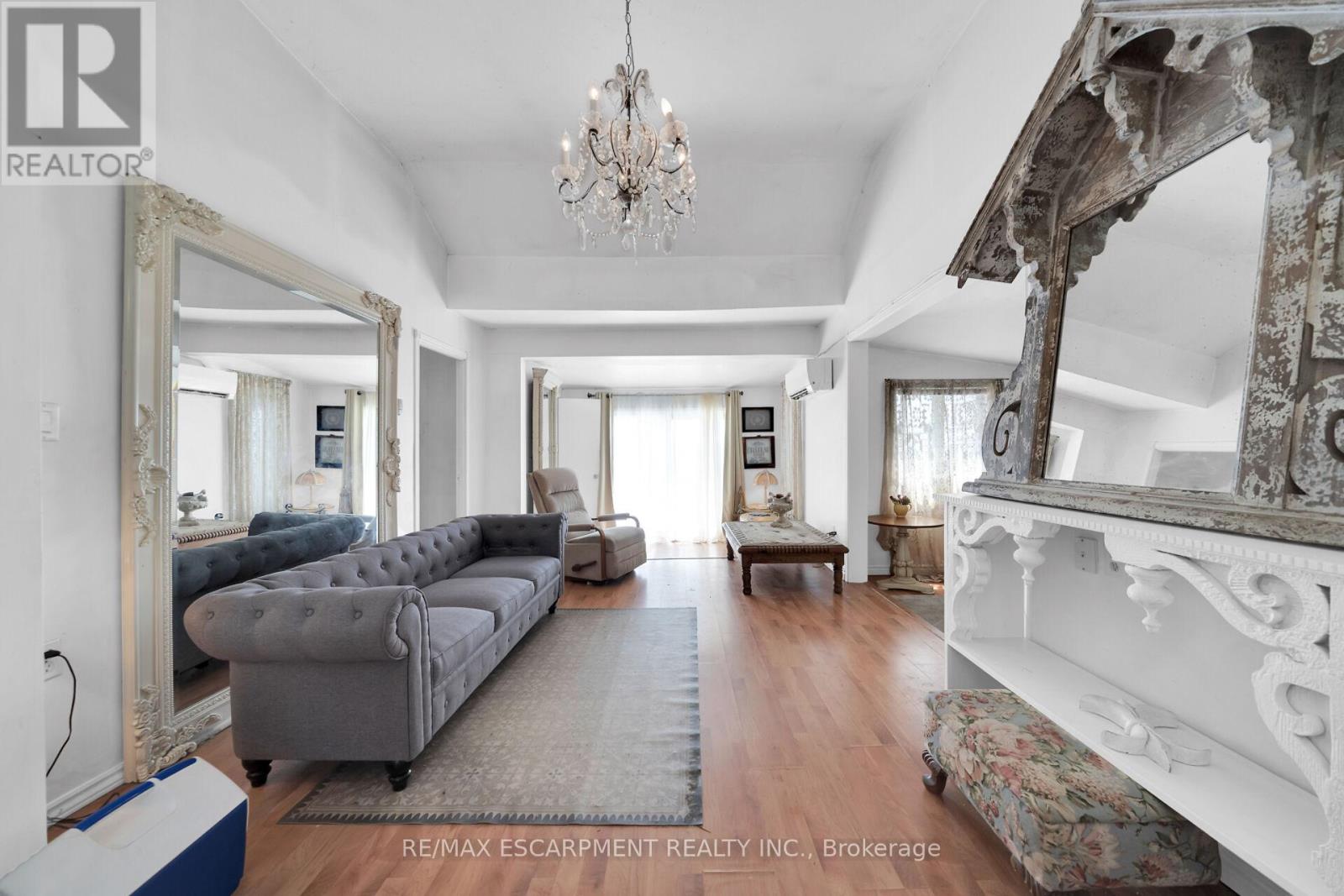 Photo 10 of 976 Lakeshore Road, Haldimand ON