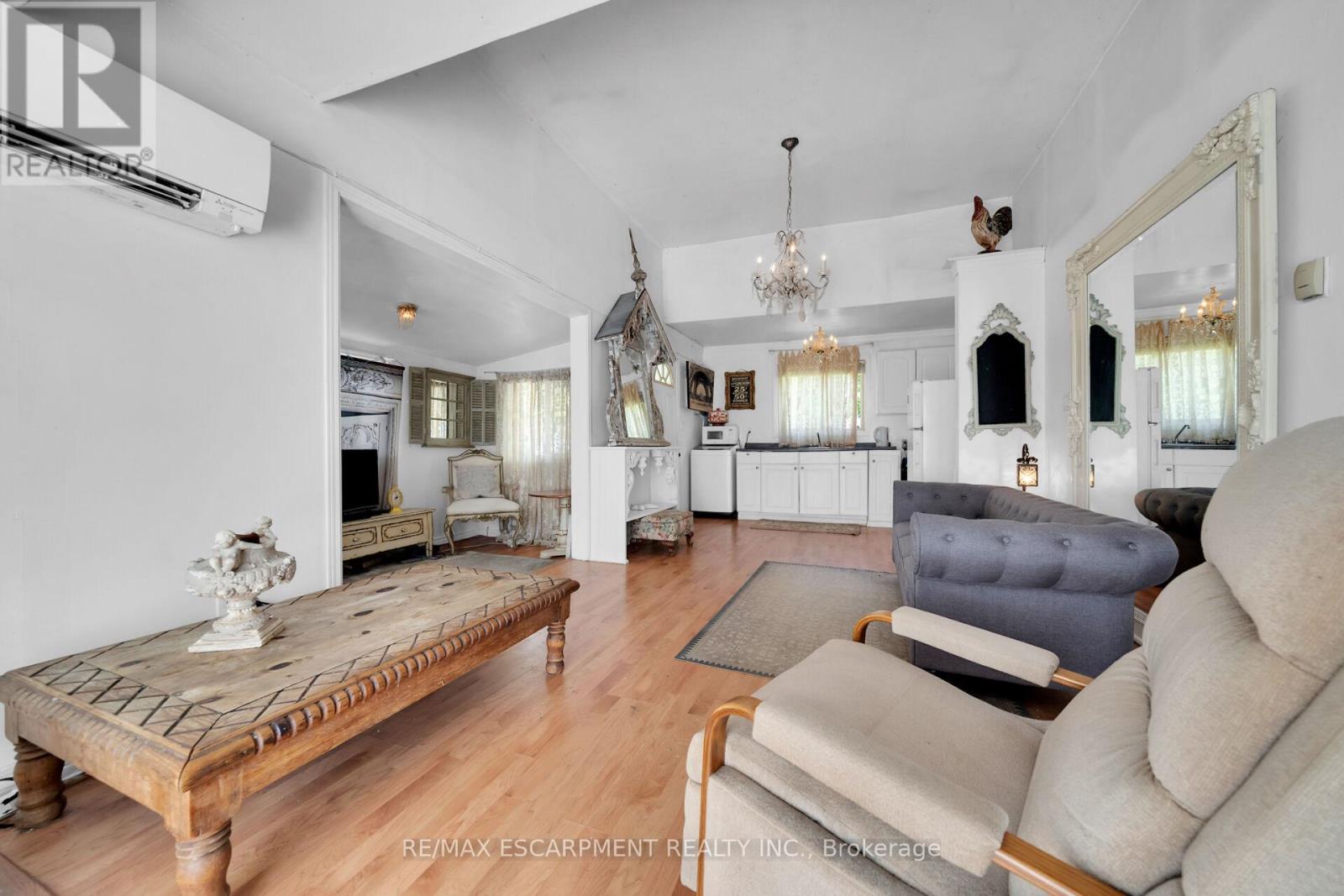 Photo 14 of 976 Lakeshore Road, Haldimand ON