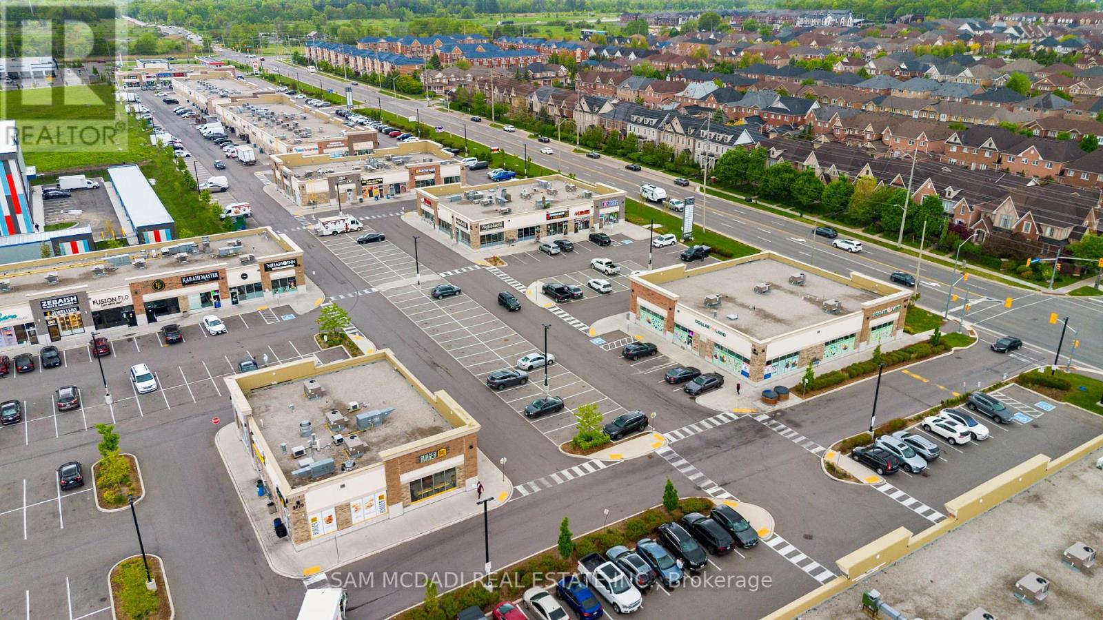 Photo 2 of 72 4700 Ridgeway Drive, Mississauga ON