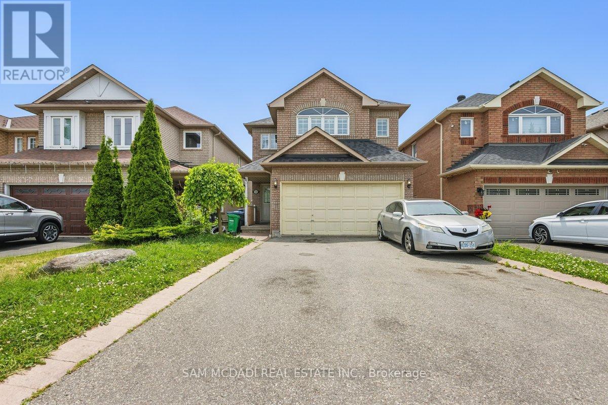 Photo 1 of 7258 Dime Crescent, Mississauga ON