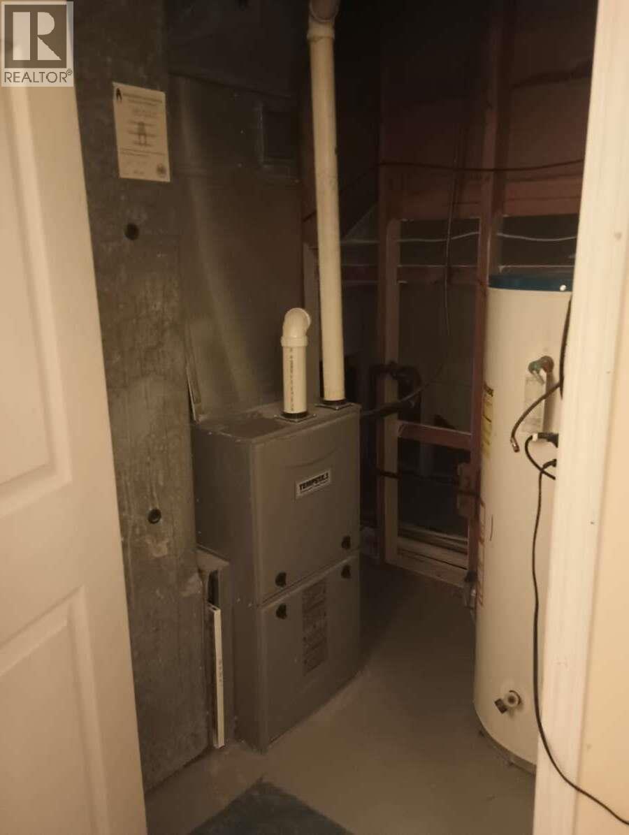 257 CENTENNIAL DRIVE, Mackenzie