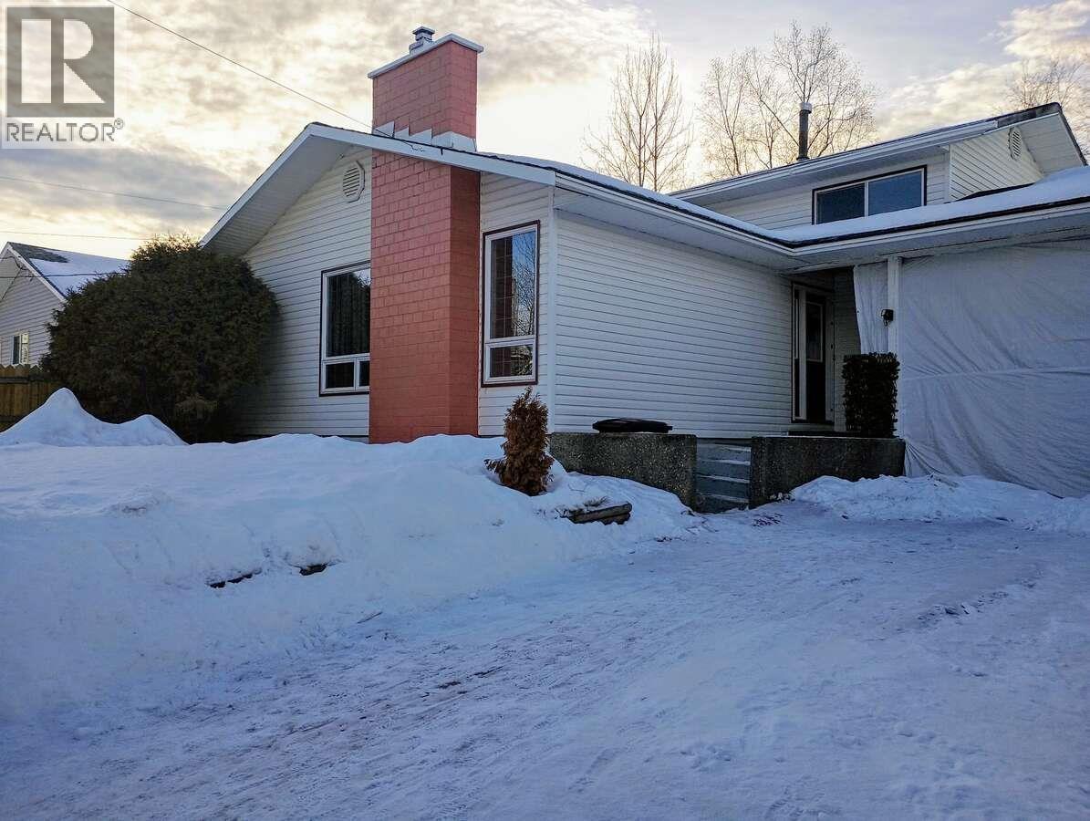 257 CENTENNIAL DRIVE, Mackenzie