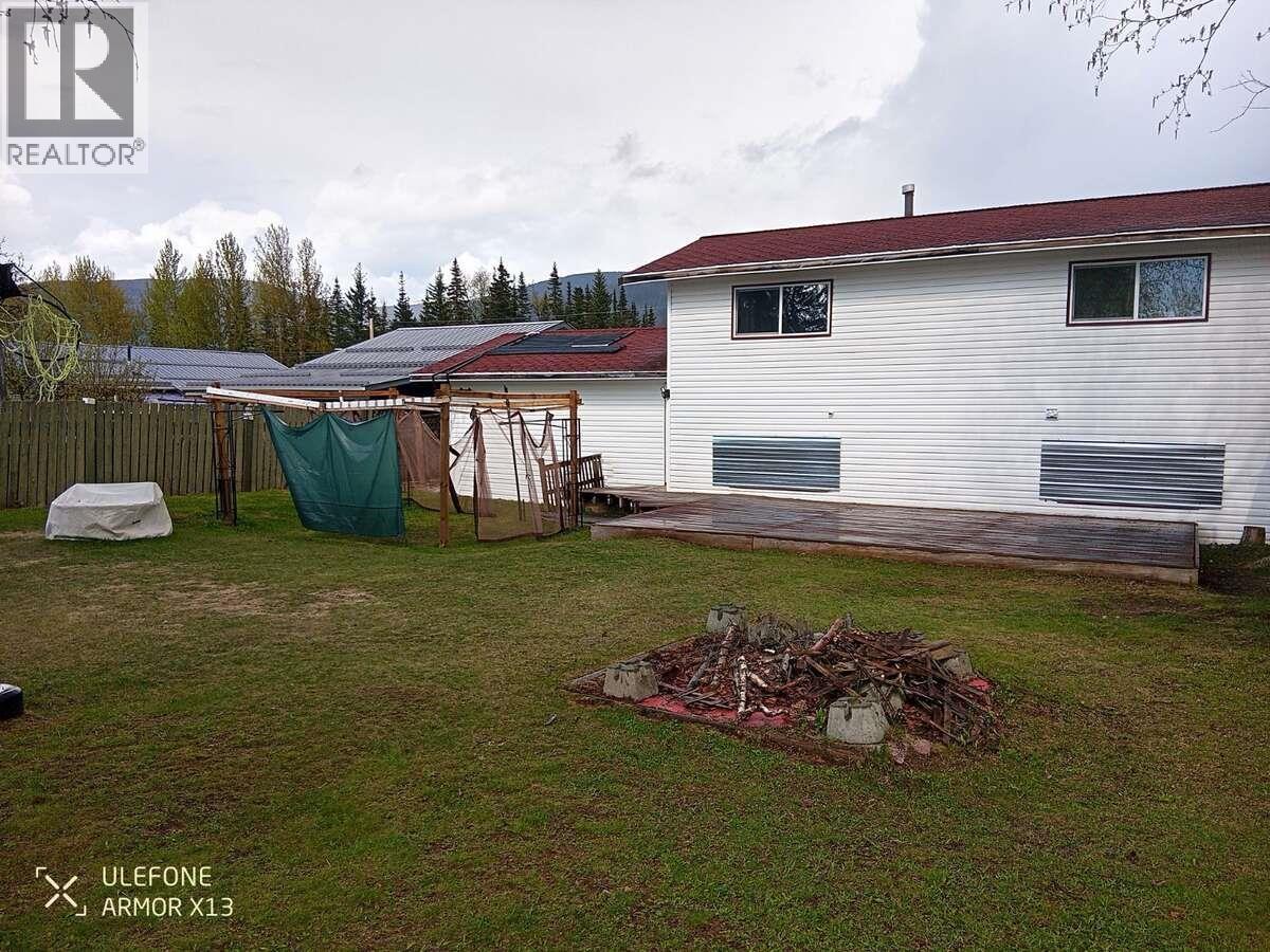 257 CENTENNIAL DRIVE, Mackenzie