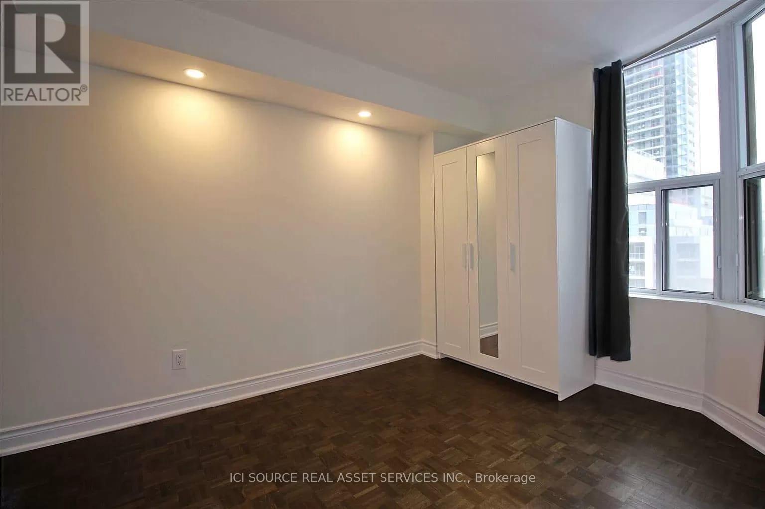 Photo 11 of 701 5795 Yonge Street, Toronto ON
