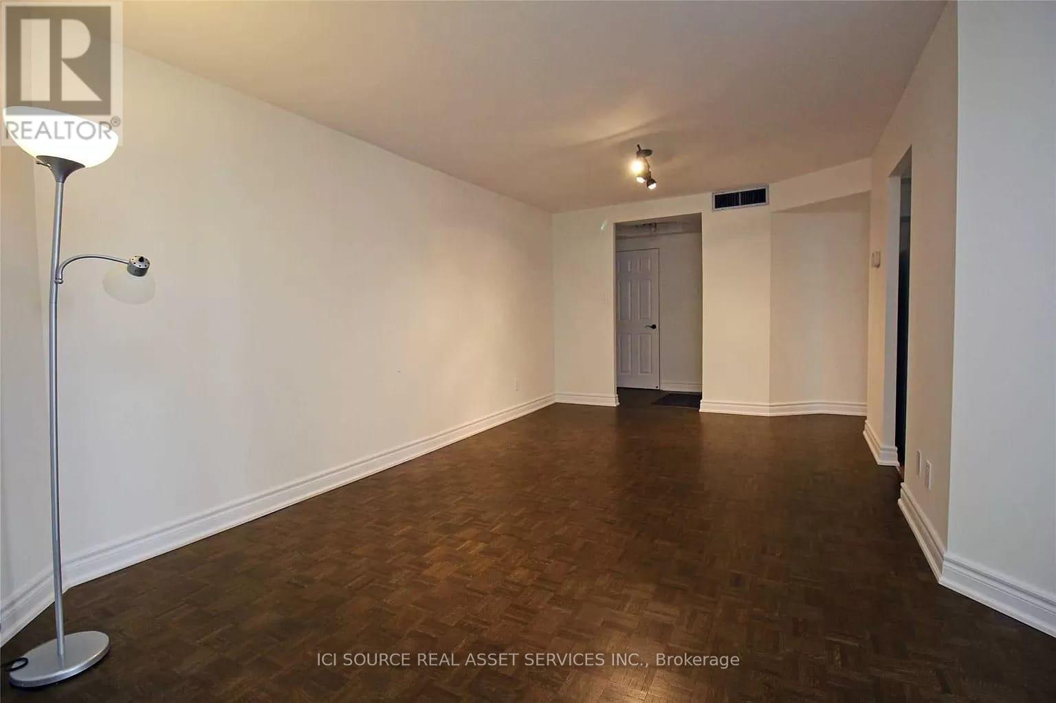 Photo 2 of 701 5795 Yonge Street, Toronto ON