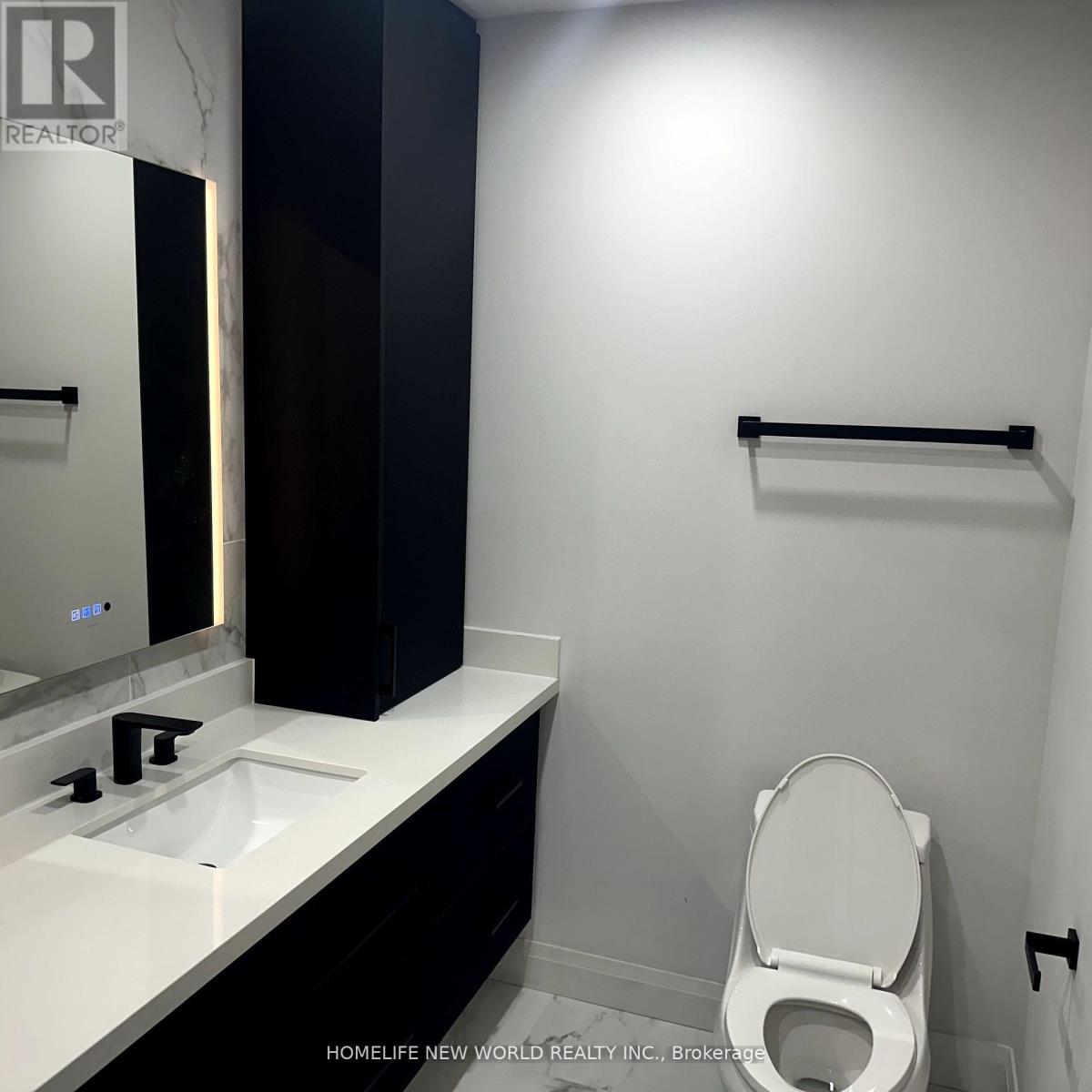 Photo 11 of 204 11 Everson Drive, Toronto ON