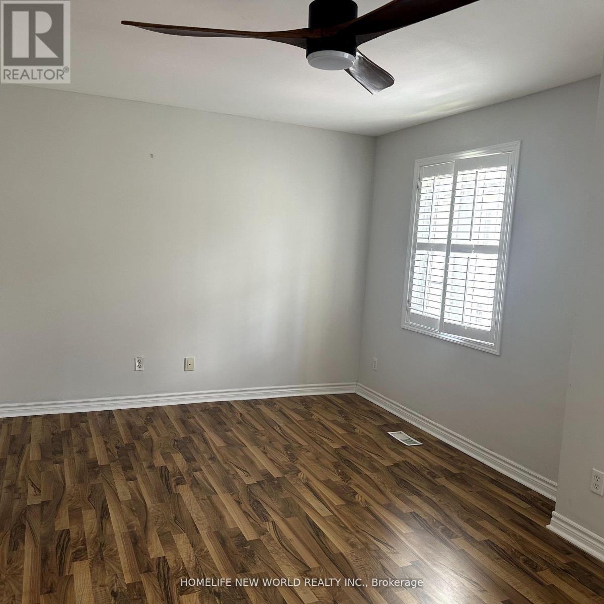 Photo 7 of 204 11 Everson Drive, Toronto ON