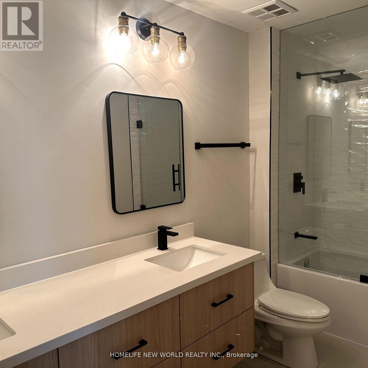 Photo 9 of 204 11 Everson Drive, Toronto ON