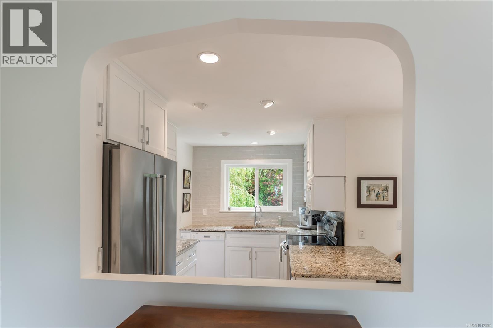 Photo 17 of 228 Potlatch St, Parksville BC