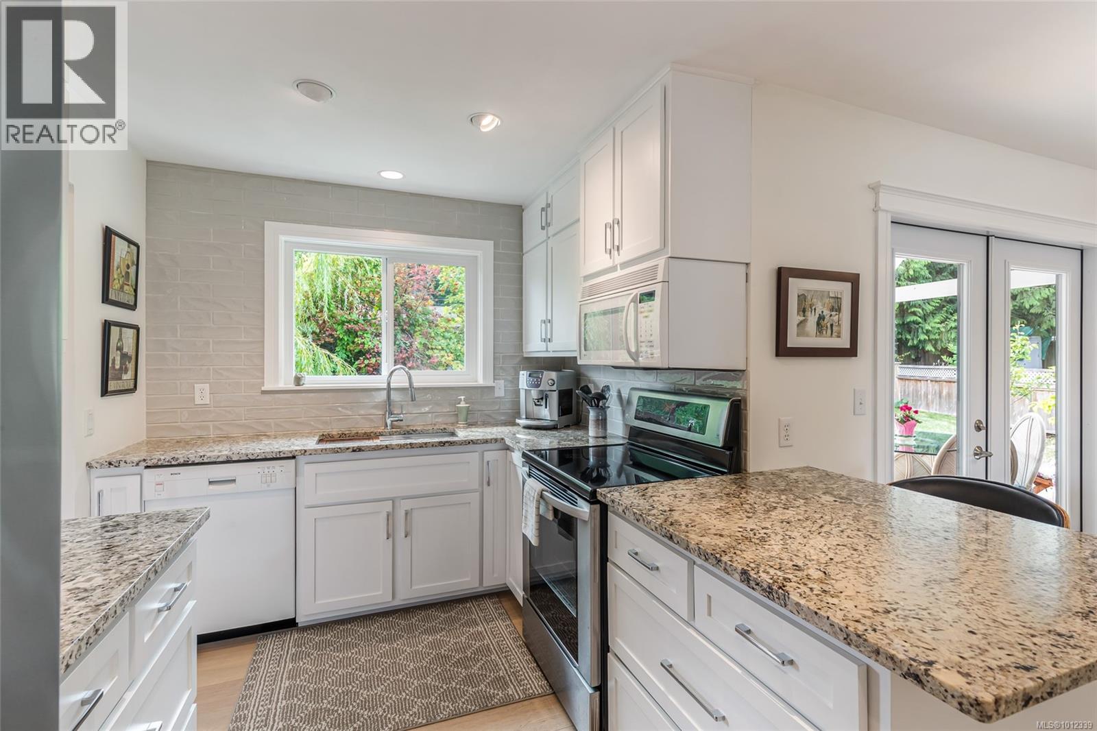 Photo 5 of 228 Potlatch St, Parksville BC