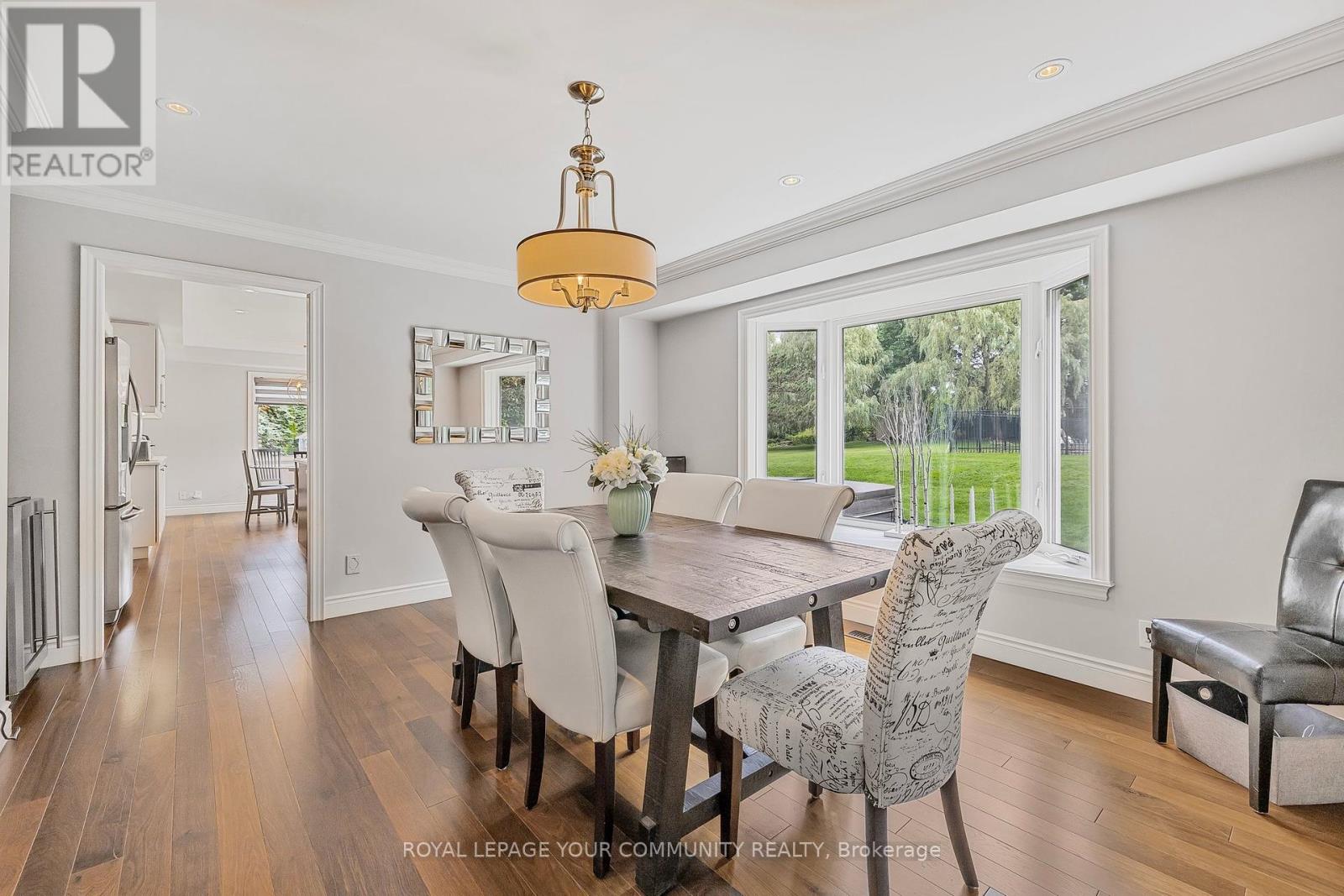 Photo 10 of 1189 Kingdale Road, Newmarket ON