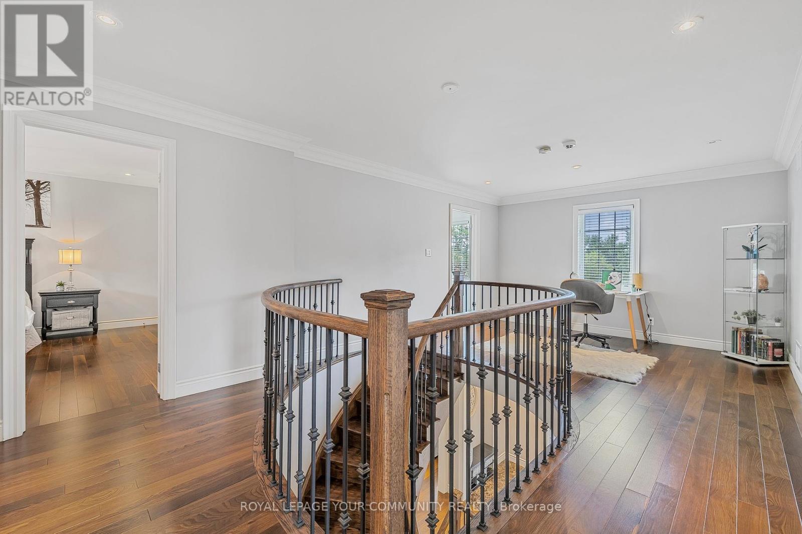Photo 14 of 1189 Kingdale Road, Newmarket ON