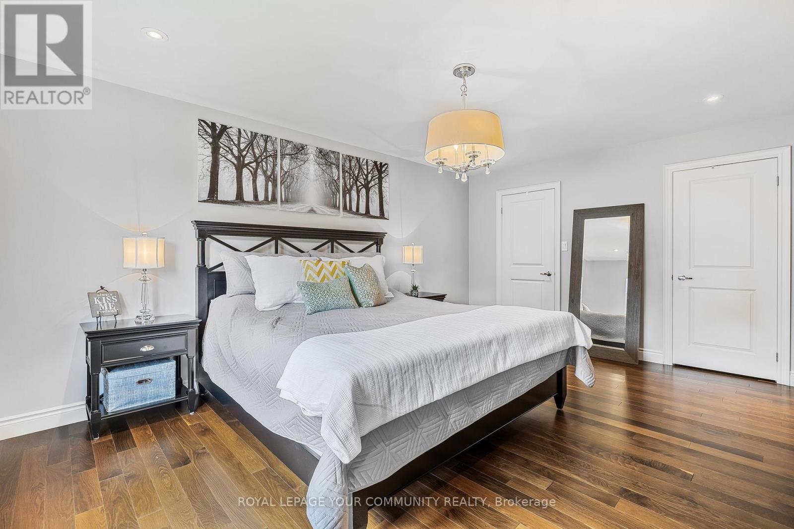 Photo 20 of 1189 Kingdale Road, Newmarket ON