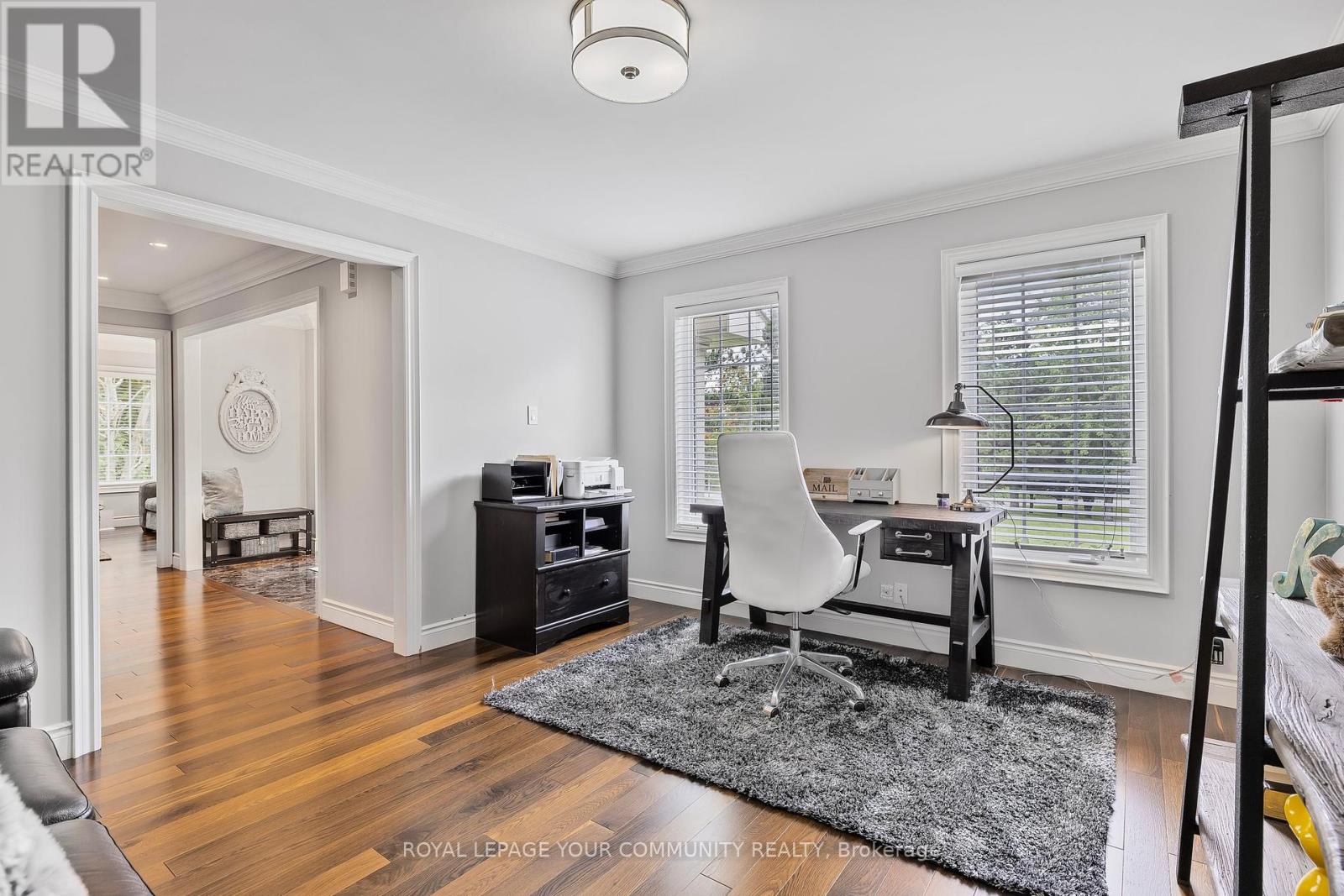Photo 6 of 1189 Kingdale Road, Newmarket ON