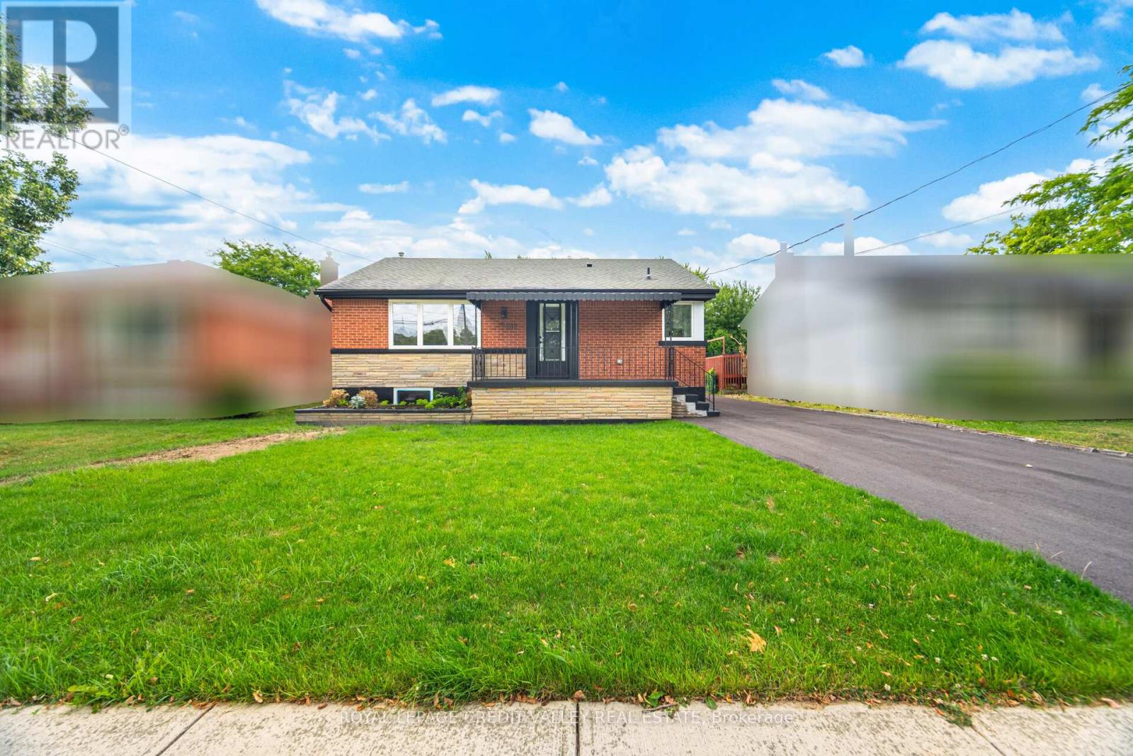 Photo 2 of Upper 812 Tenth Avenue, Hamilton ON
