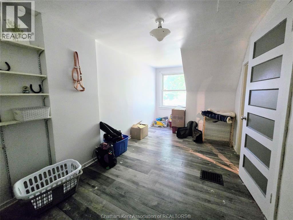 Photo 18 of 74 Sunnyside Avenue, Chatham ON