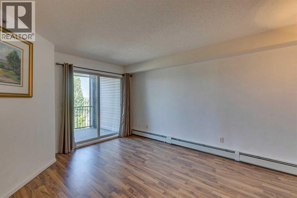 Photo 5 of 1413 60 Panatella Street Nw, Calgary AB