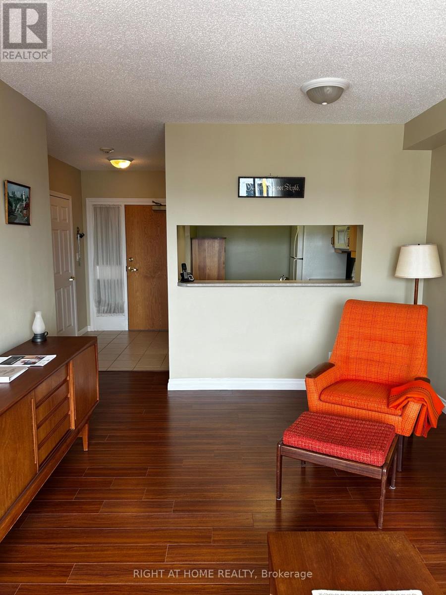 #507 90 DEAN AVENUE - 27