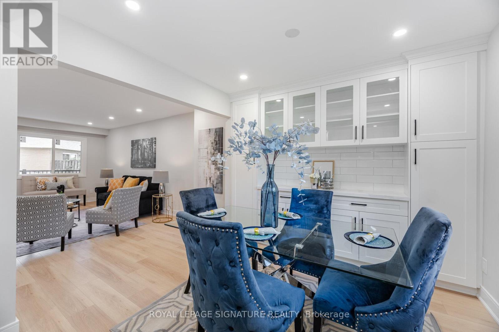 Photo 5 of 64 3175 Kirwin Avenue, Mississauga ON