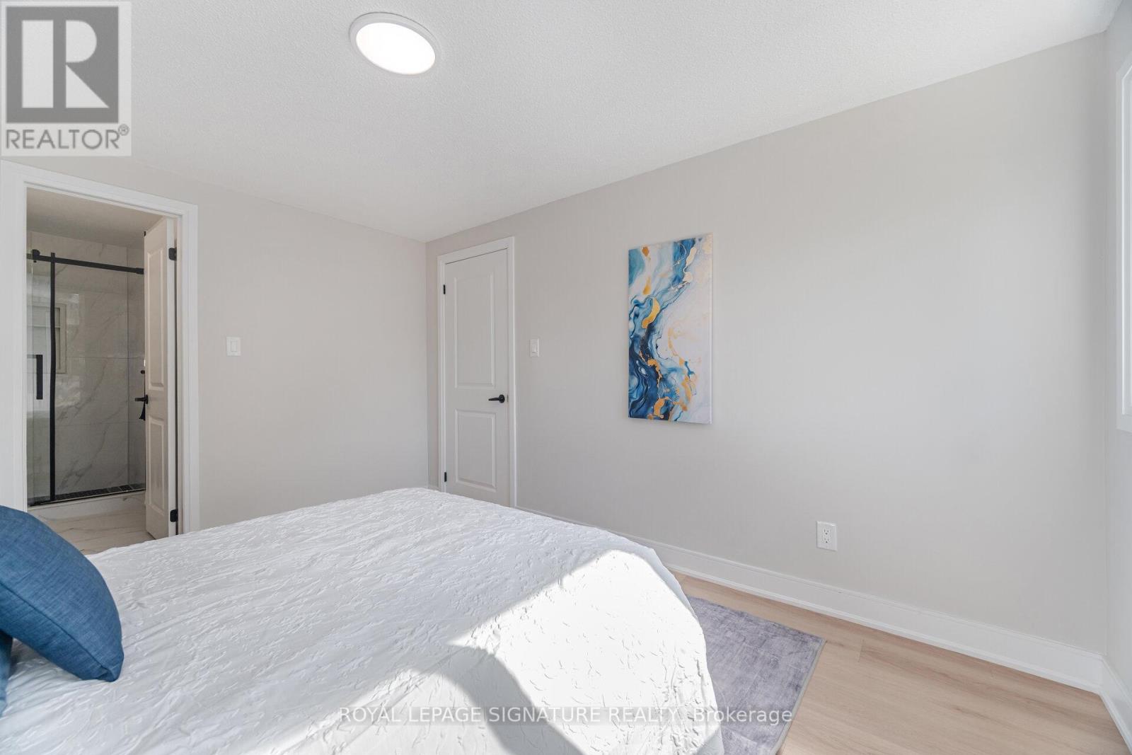 Photo 15 of 64 3175 Kirwin Avenue, Mississauga ON