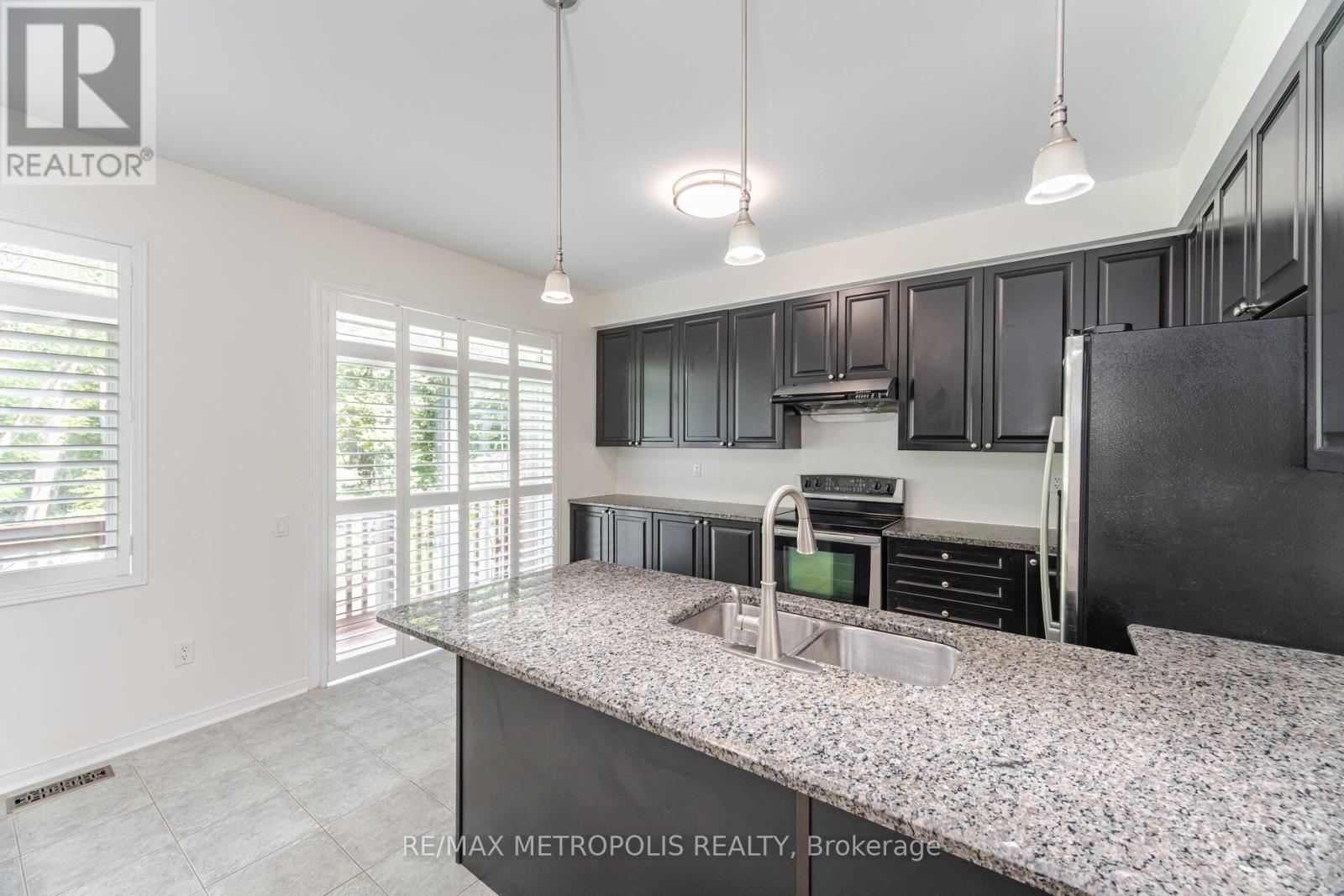 Photo 11 of 104 Stagecoach Circle, Toronto ON