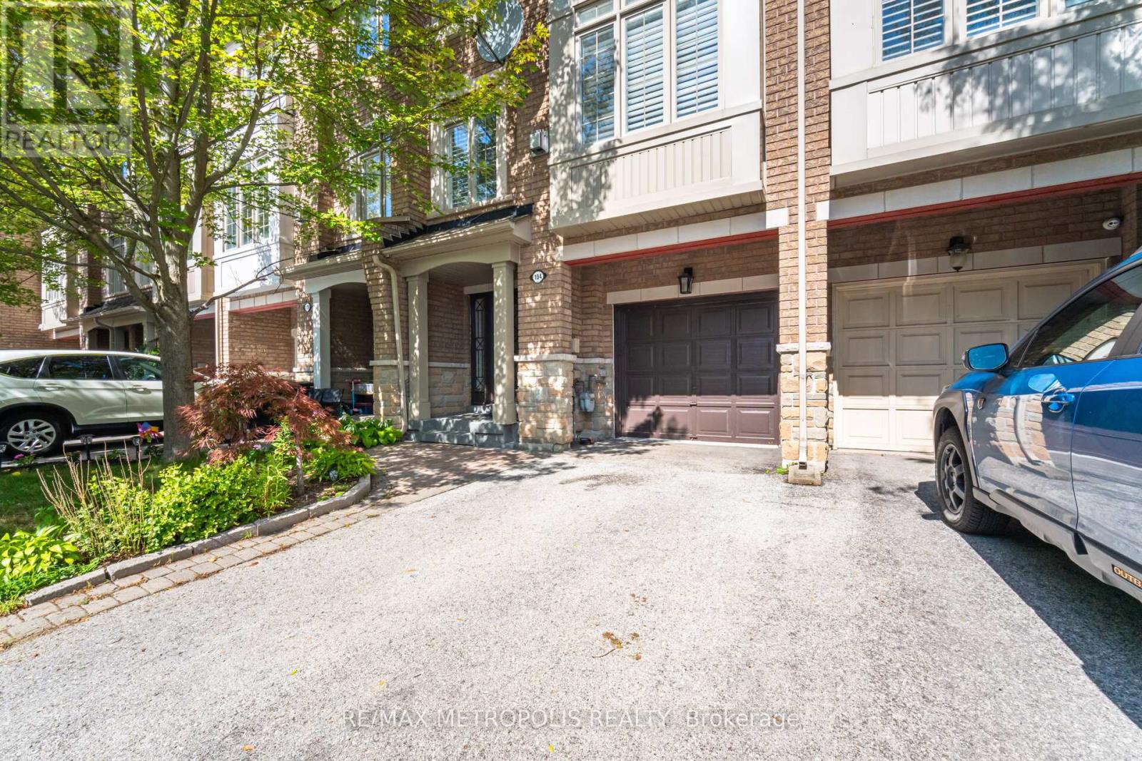 Photo 2 of 104 Stagecoach Circle, Toronto ON