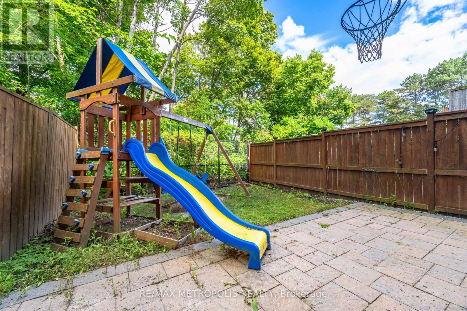 Photo 38 of 104 Stagecoach Circle, Toronto ON