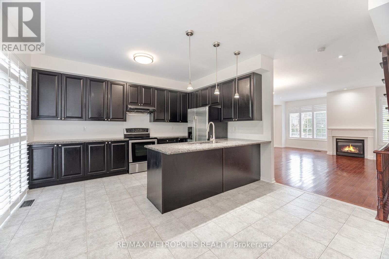 Photo 8 of 104 Stagecoach Circle, Toronto ON