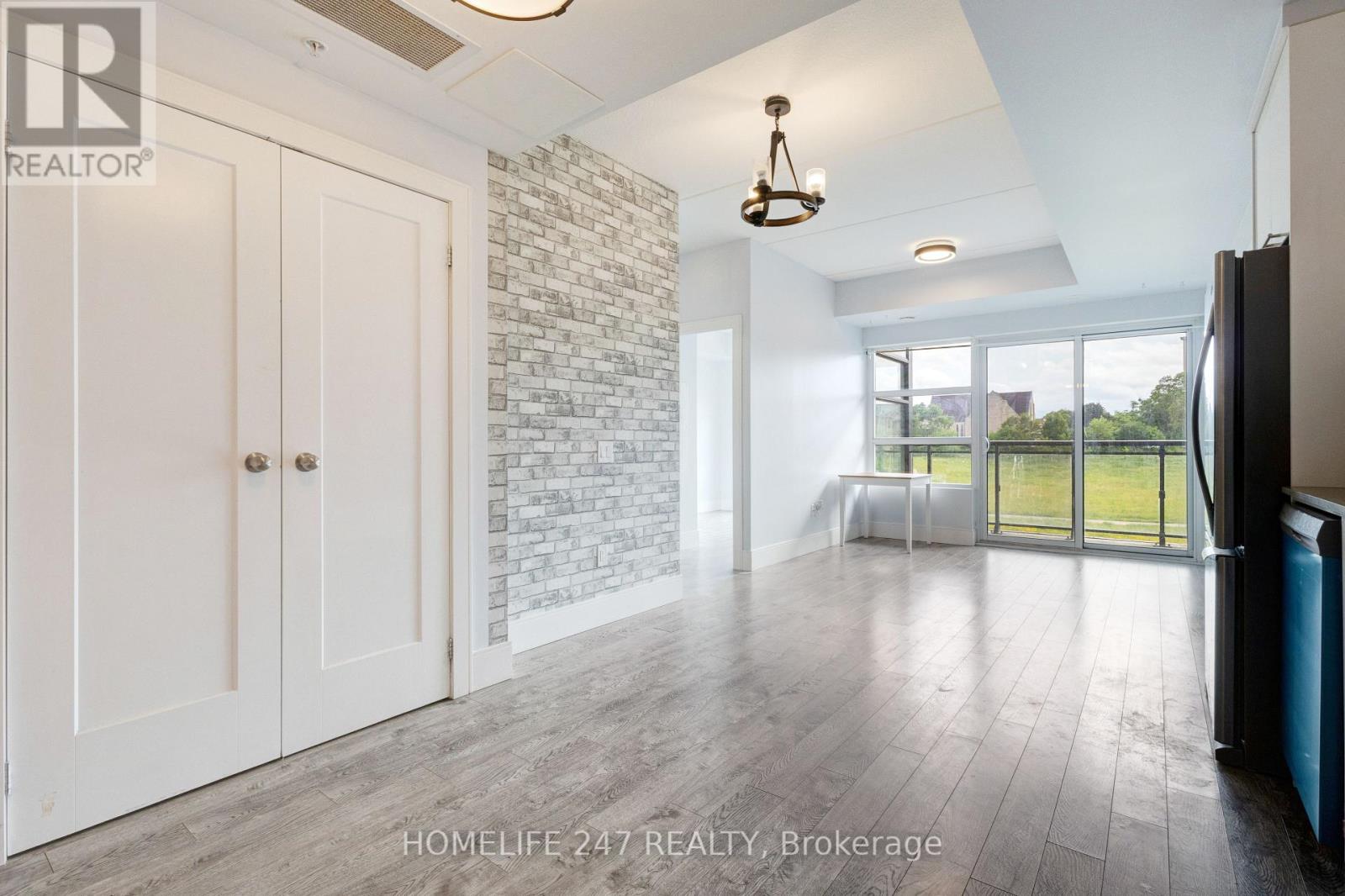 Photo 12 of 305 15 Prince Albert Boulevard, Kitchener ON