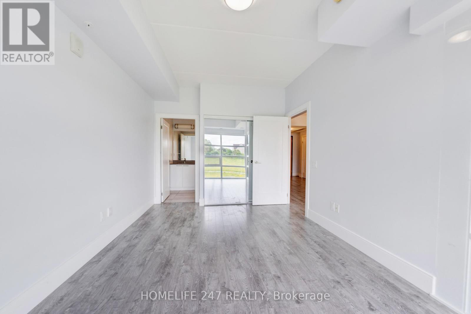 Photo 3 of 305 15 Prince Albert Boulevard, Kitchener ON