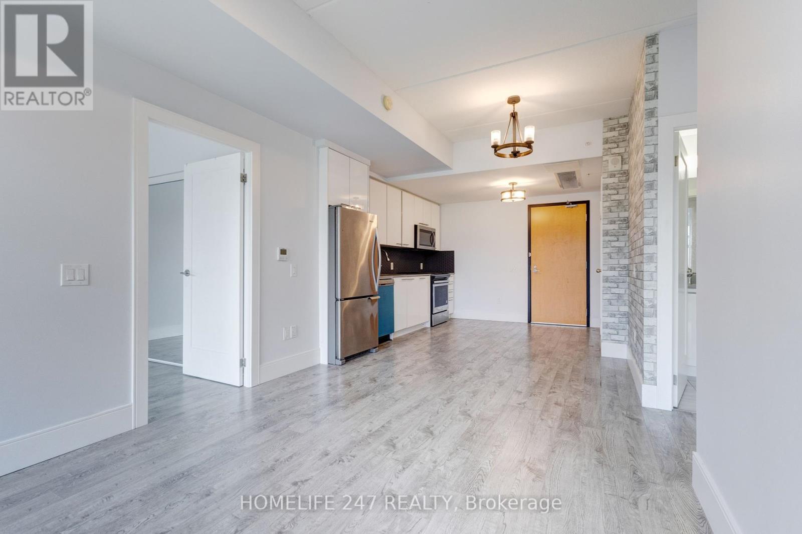 Photo 7 of 305 15 Prince Albert Boulevard, Kitchener ON