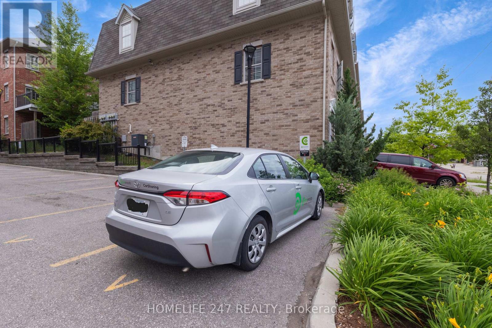 Photo 6 of 305 15 Prince Albert Boulevard, Kitchener ON
