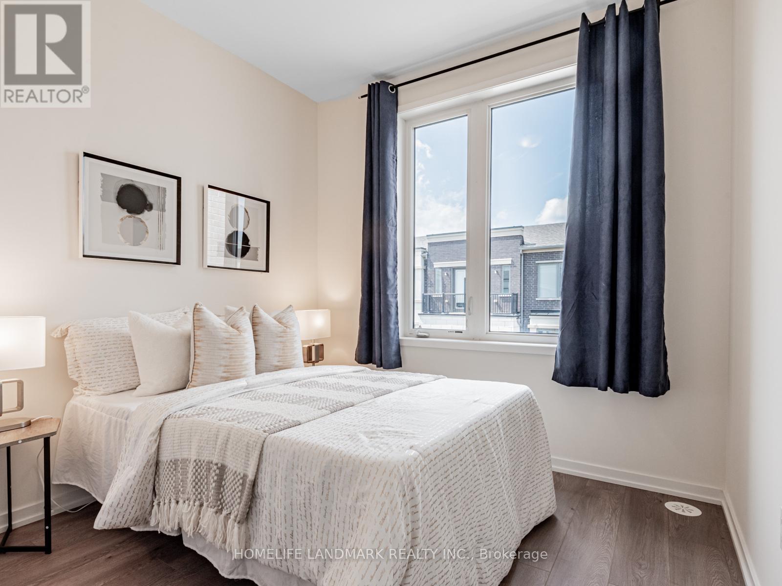 Photo 23 of 25 Origin Way, Vaughan ON