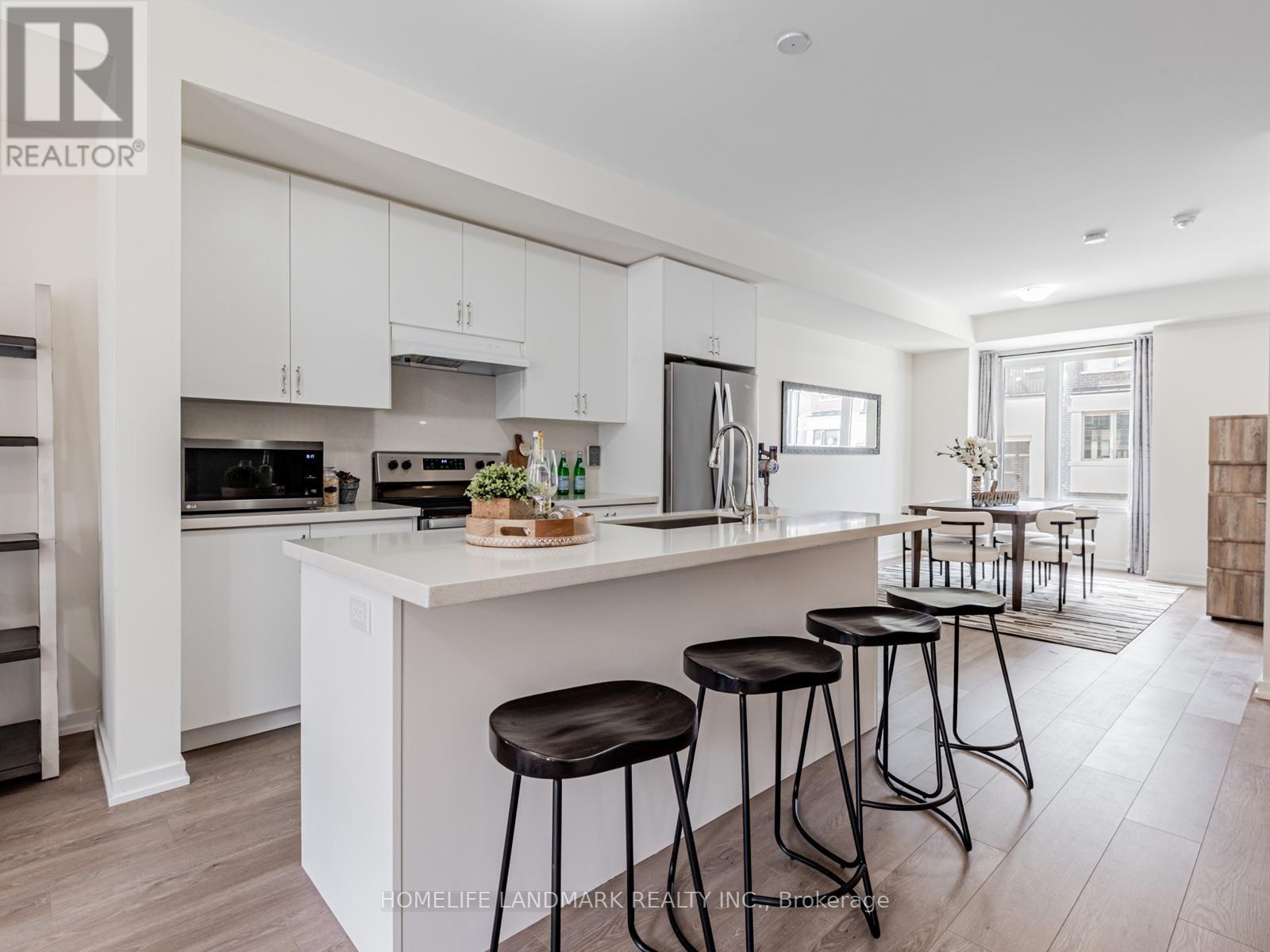 Photo 8 of 25 Origin Way, Vaughan ON
