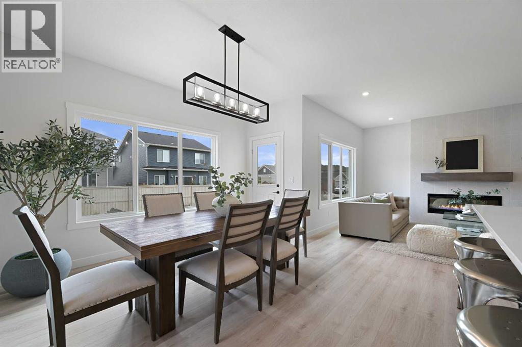 Photo 8 of 564 Baywater Manor Sw, Airdrie AB