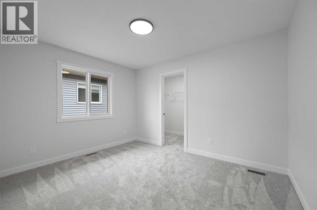 Photo 27 of 564 Baywater Manor Sw, Airdrie AB
