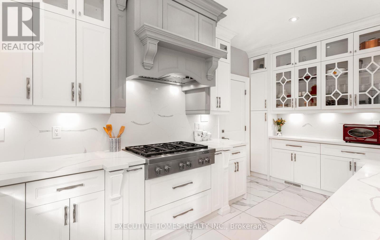 Photo 18 of 1469 Bridge Road, Oakville ON