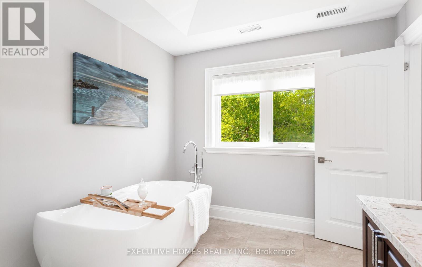 Photo 32 of 1469 Bridge Road, Oakville ON
