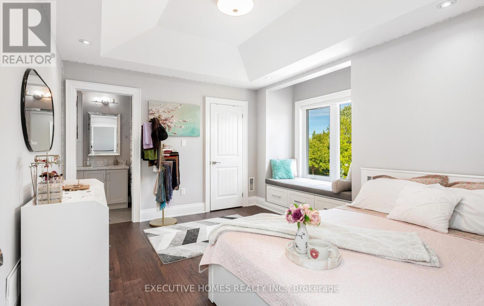 Photo 38 of 1469 Bridge Road, Oakville ON
