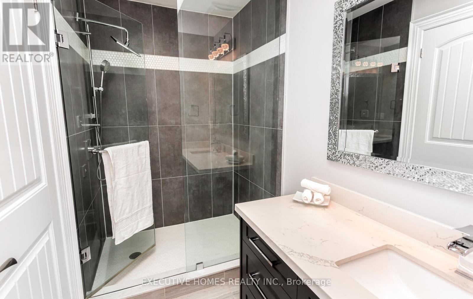 Photo 37 of 1469 Bridge Road, Oakville ON