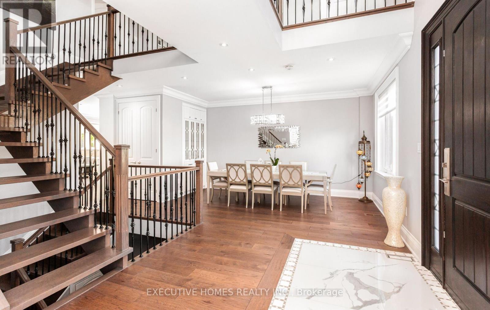 Photo 9 of 1469 Bridge Road, Oakville ON