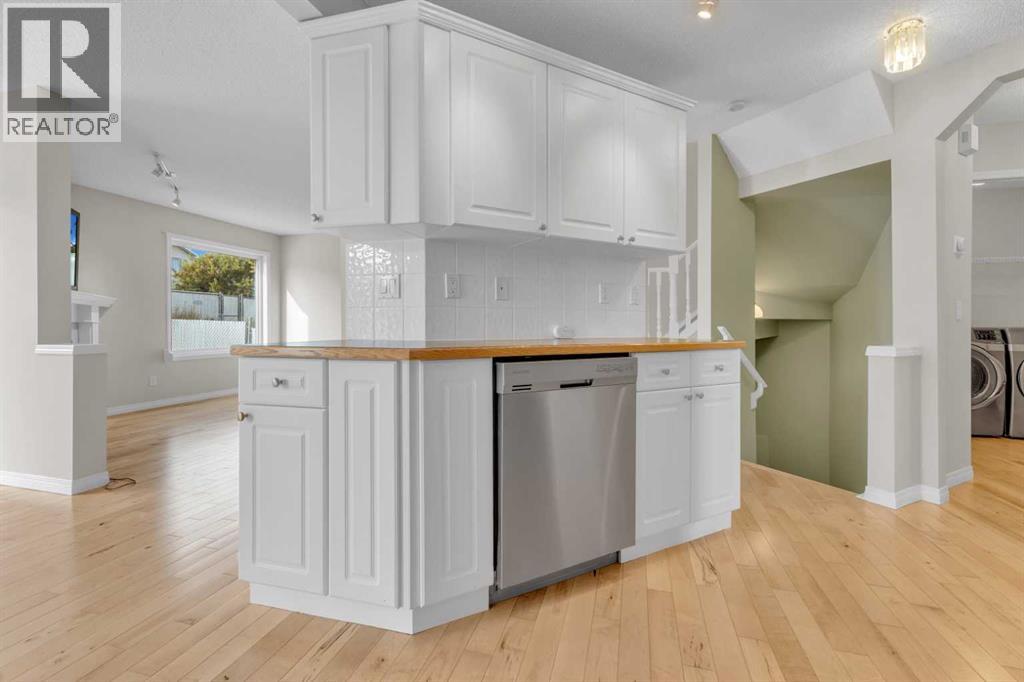 Single Family House for Sale in  Coventry Hills Way NE Coventry Hills Calgary 