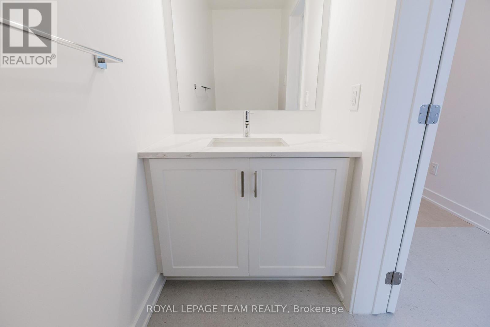 Photo 28 of 805 Anciano Crescent, Ottawa ON