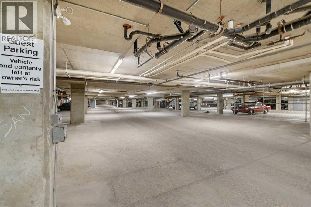 Single Family House for Sale in    Street SW Shawnee Slopes Calgary 