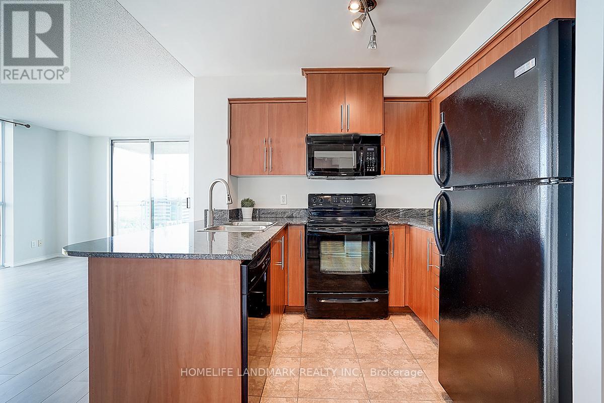 Photo 11 of 15 C 8 Rosebank Drive, Toronto ON