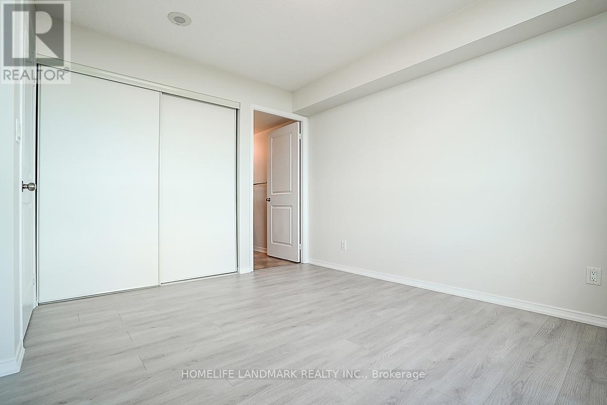 Photo 25 of 15 C 8 Rosebank Drive, Toronto ON