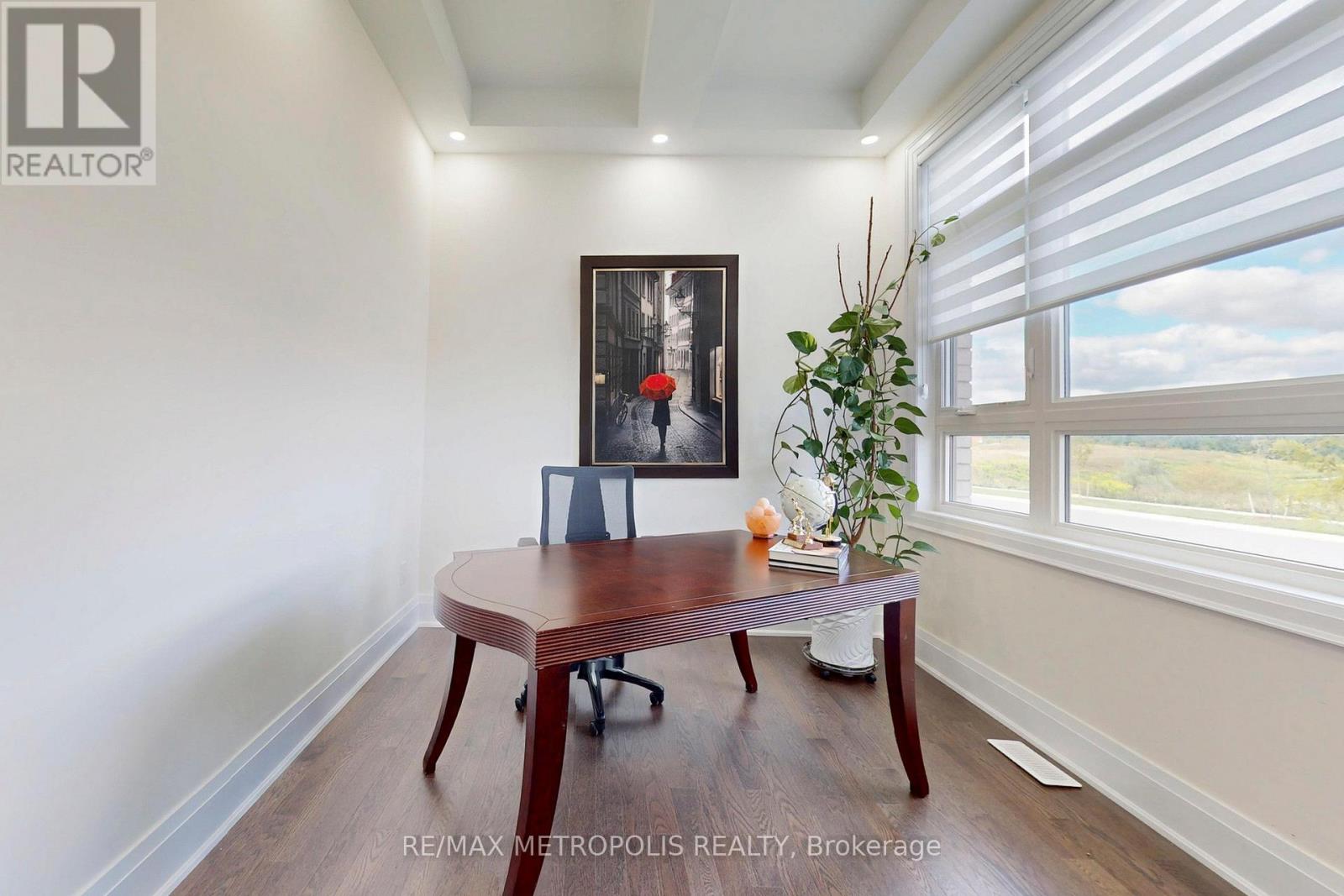 Photo 19 of 163 Ballantyne Boulevard, Vaughan ON